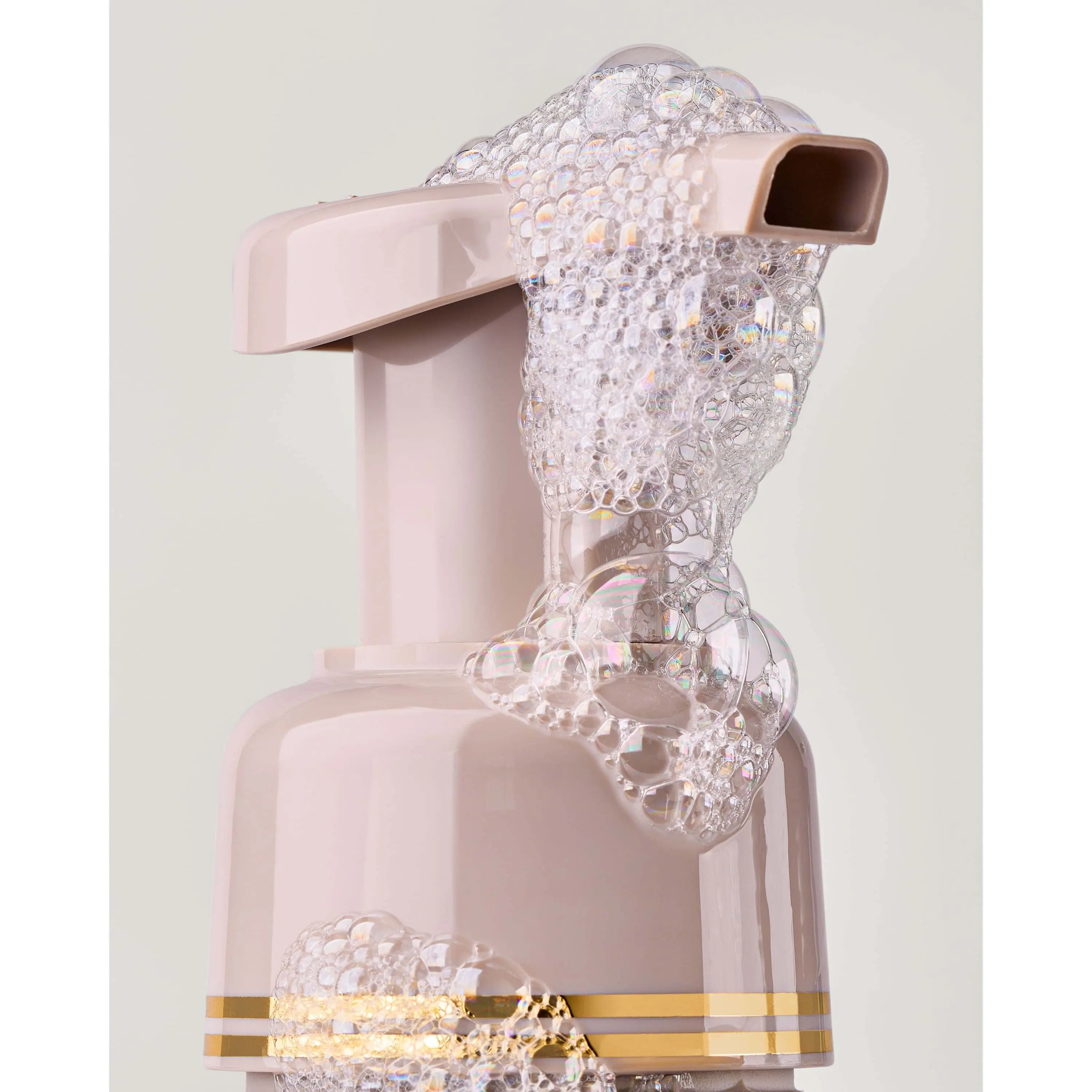 Sunwashed Santal Gentle & Clean Foaming Hand Soap - Image 5