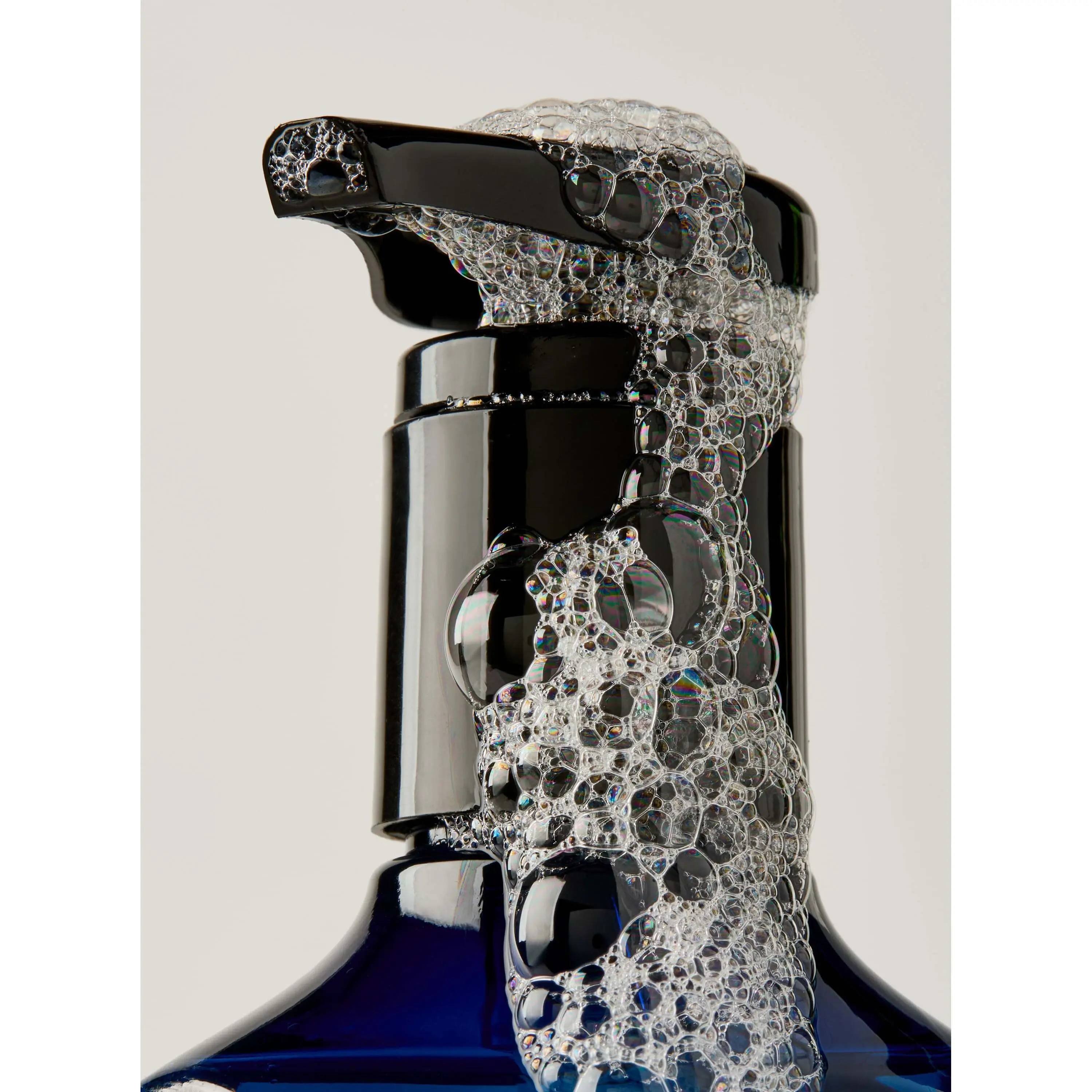 Ocean Cleansing Gel Hand Soap - Image 5