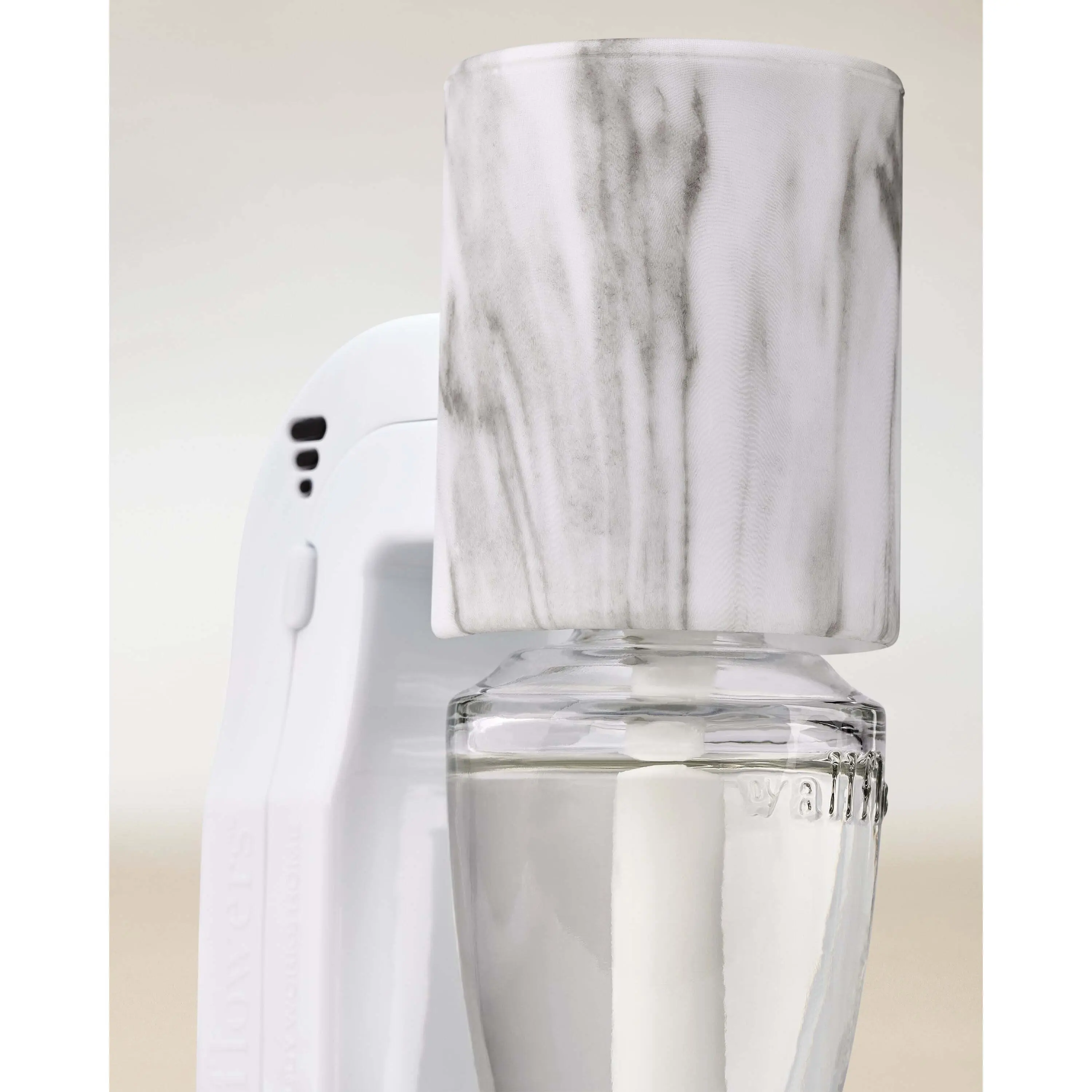 Marble Scent Control Wallflowers Fragrance Plug - Image 2