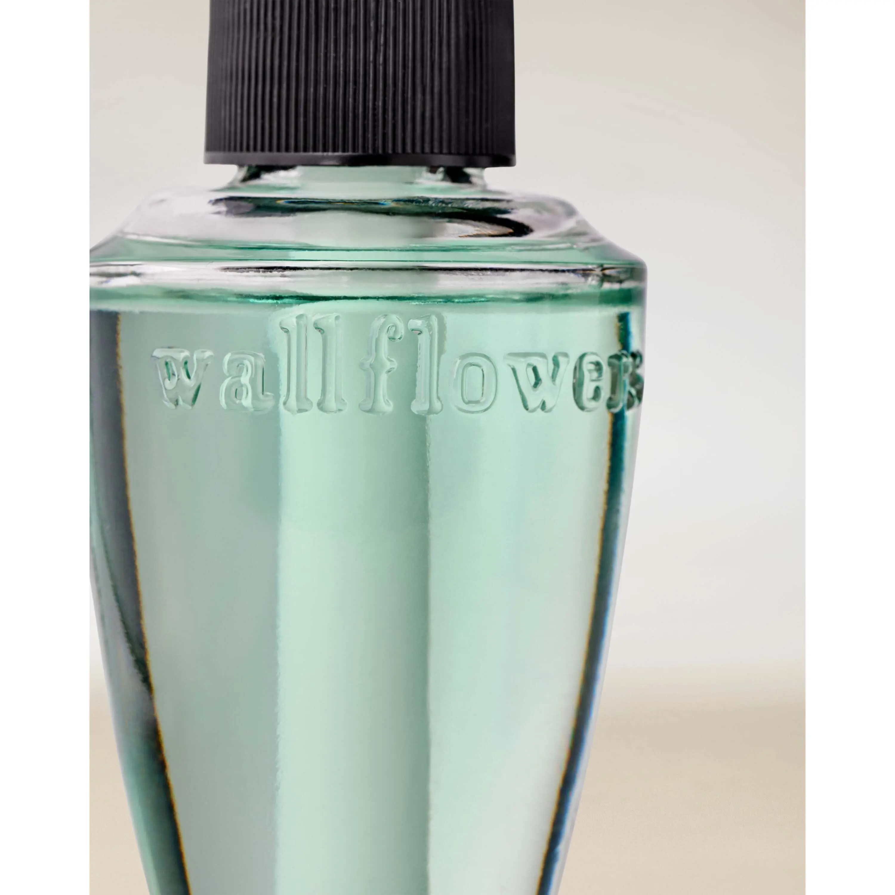 Endless Weekend Wallflowers Fragrance Refill - Image 2