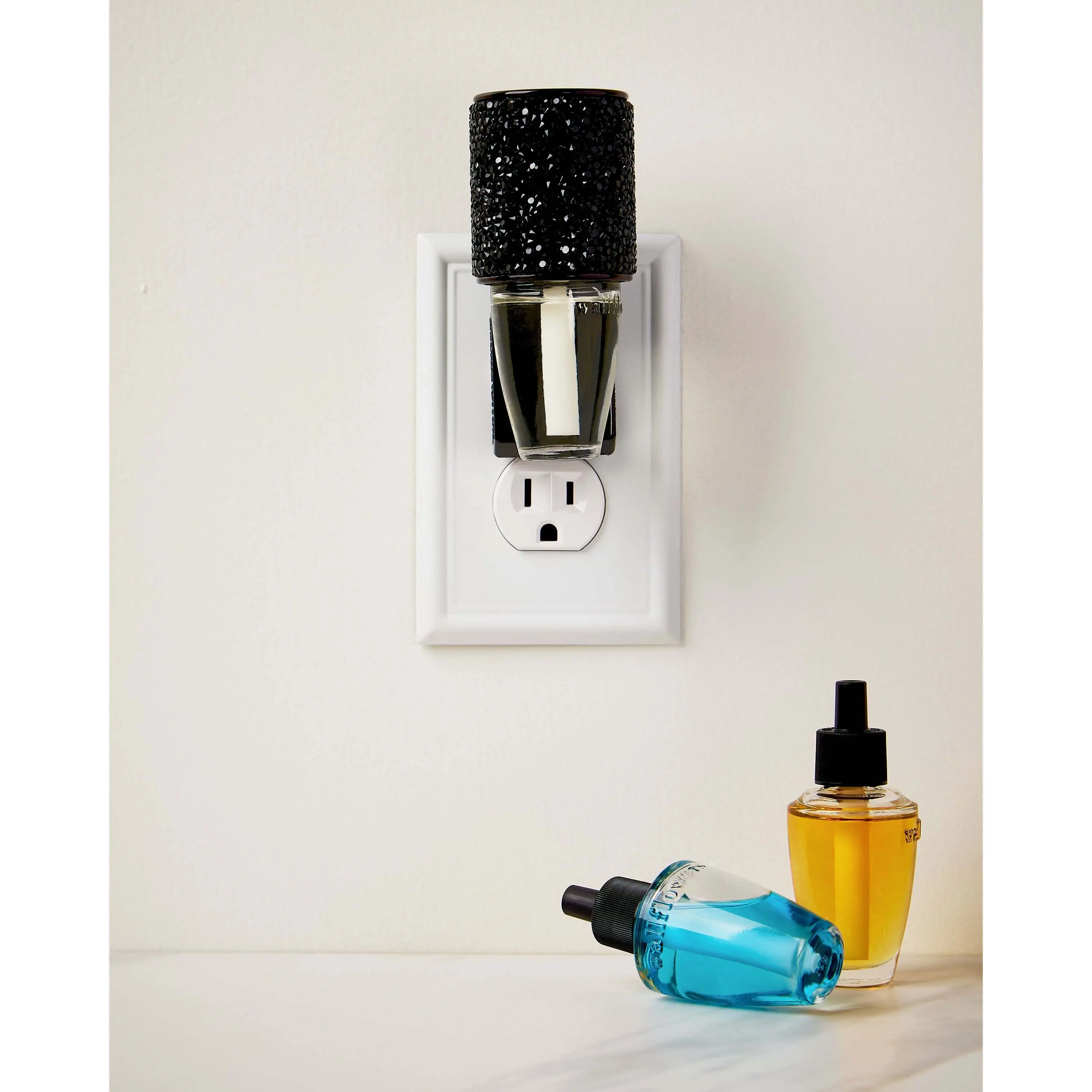 Black Sparkle Scent Control Wallflowers Fragrance Plug - Image 6