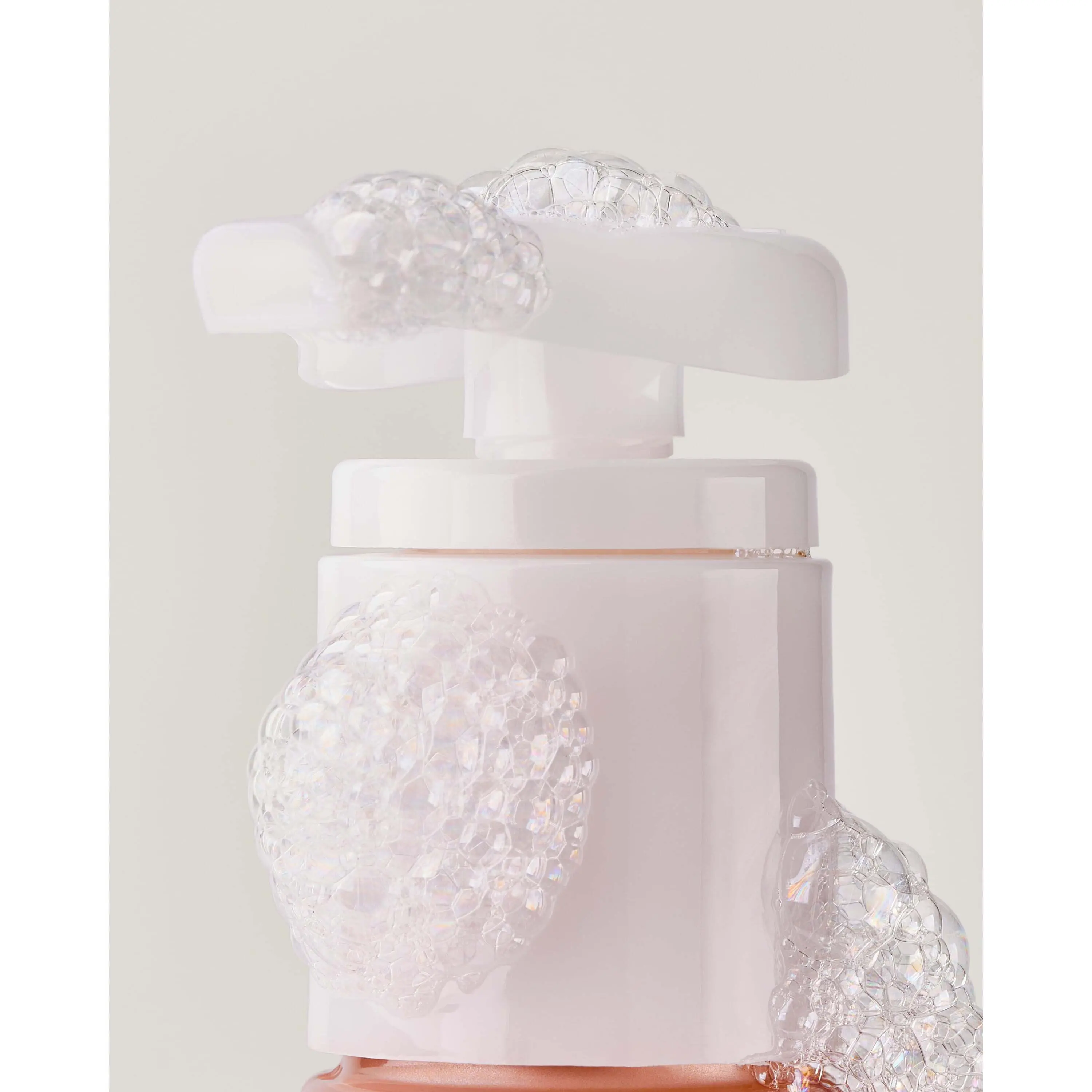 Cashmere Musk Cleansing Gel Hand Soap - Image 5