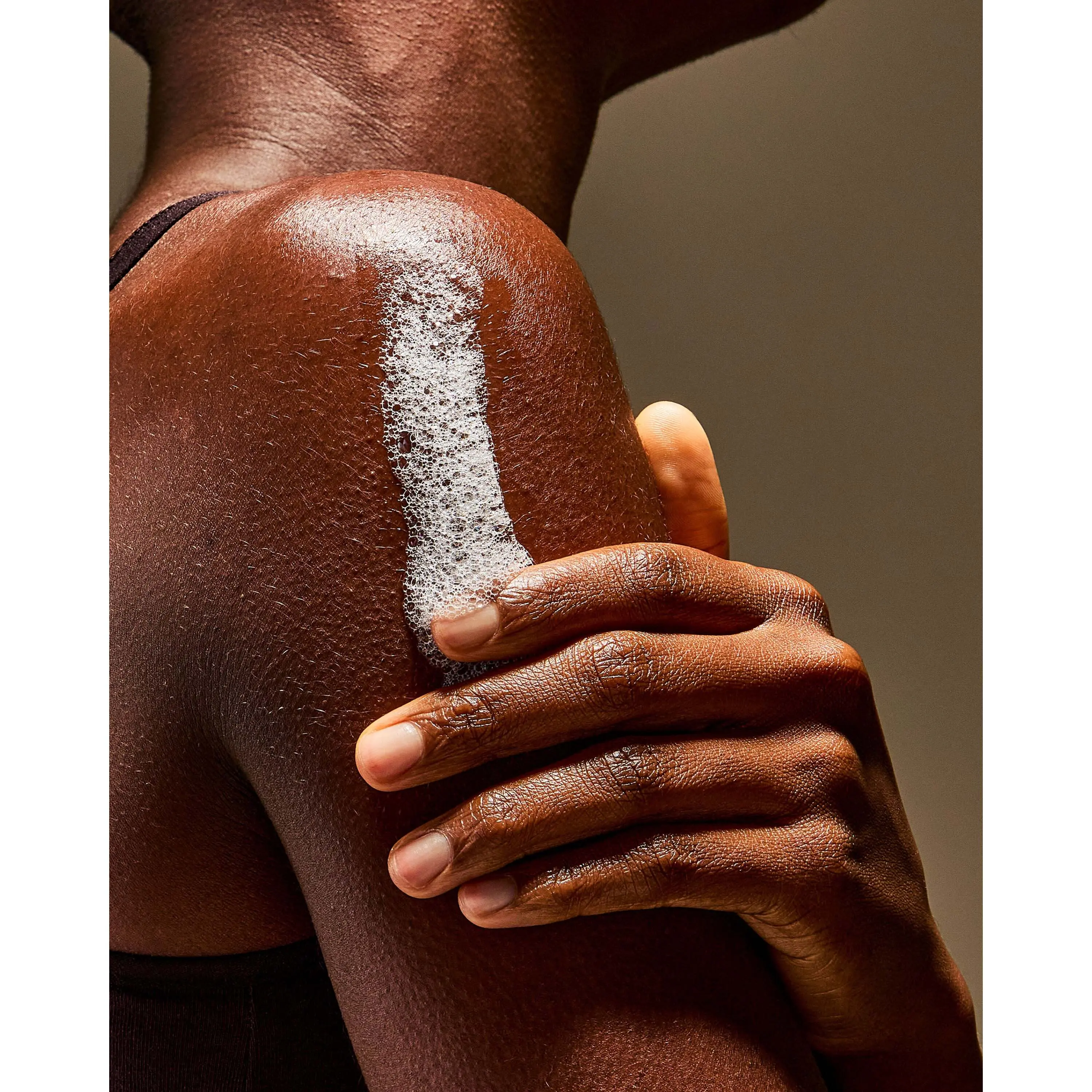 Platinum Body Wash - Image 6