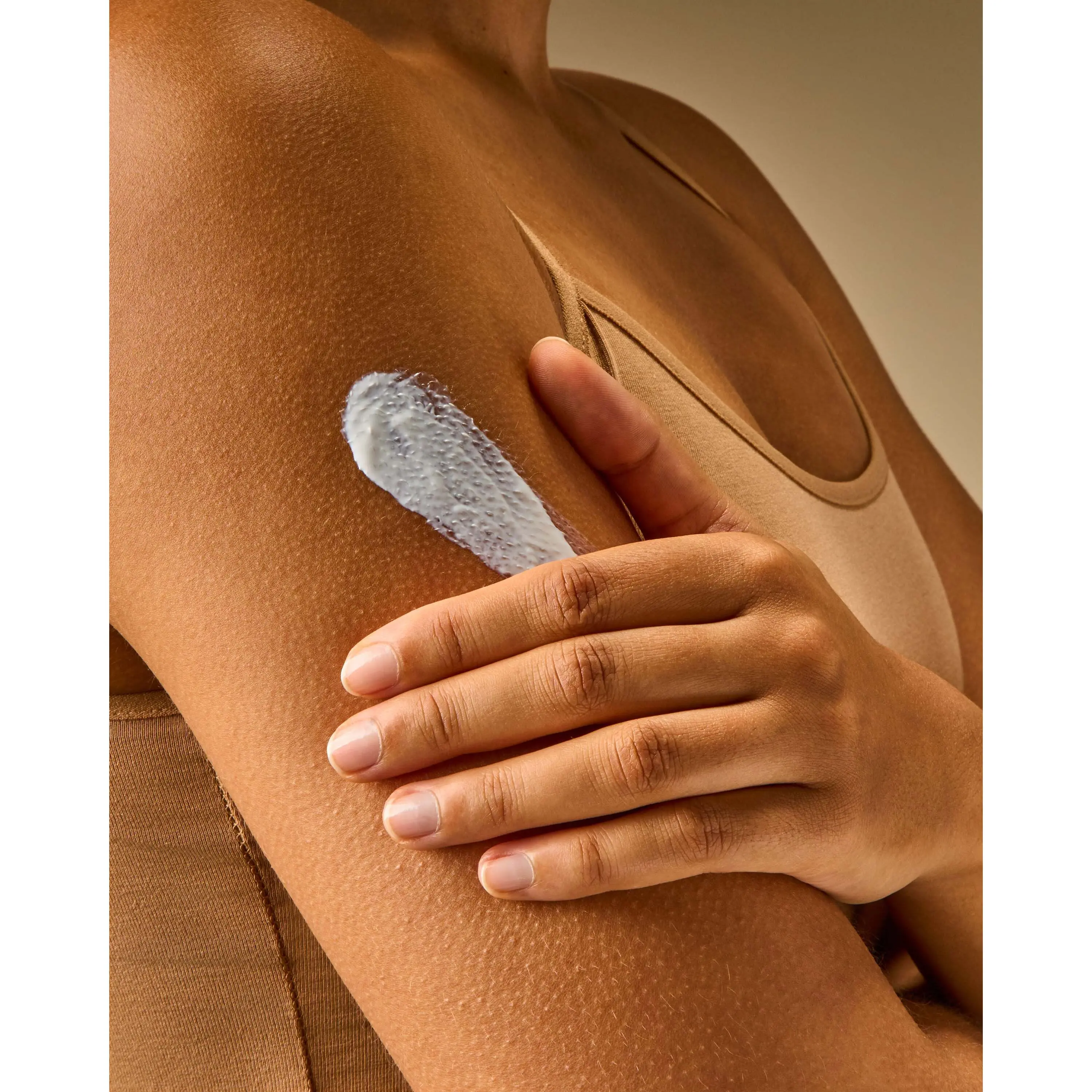 Waikiki Beach Coconut Spf Lotion - Image 6