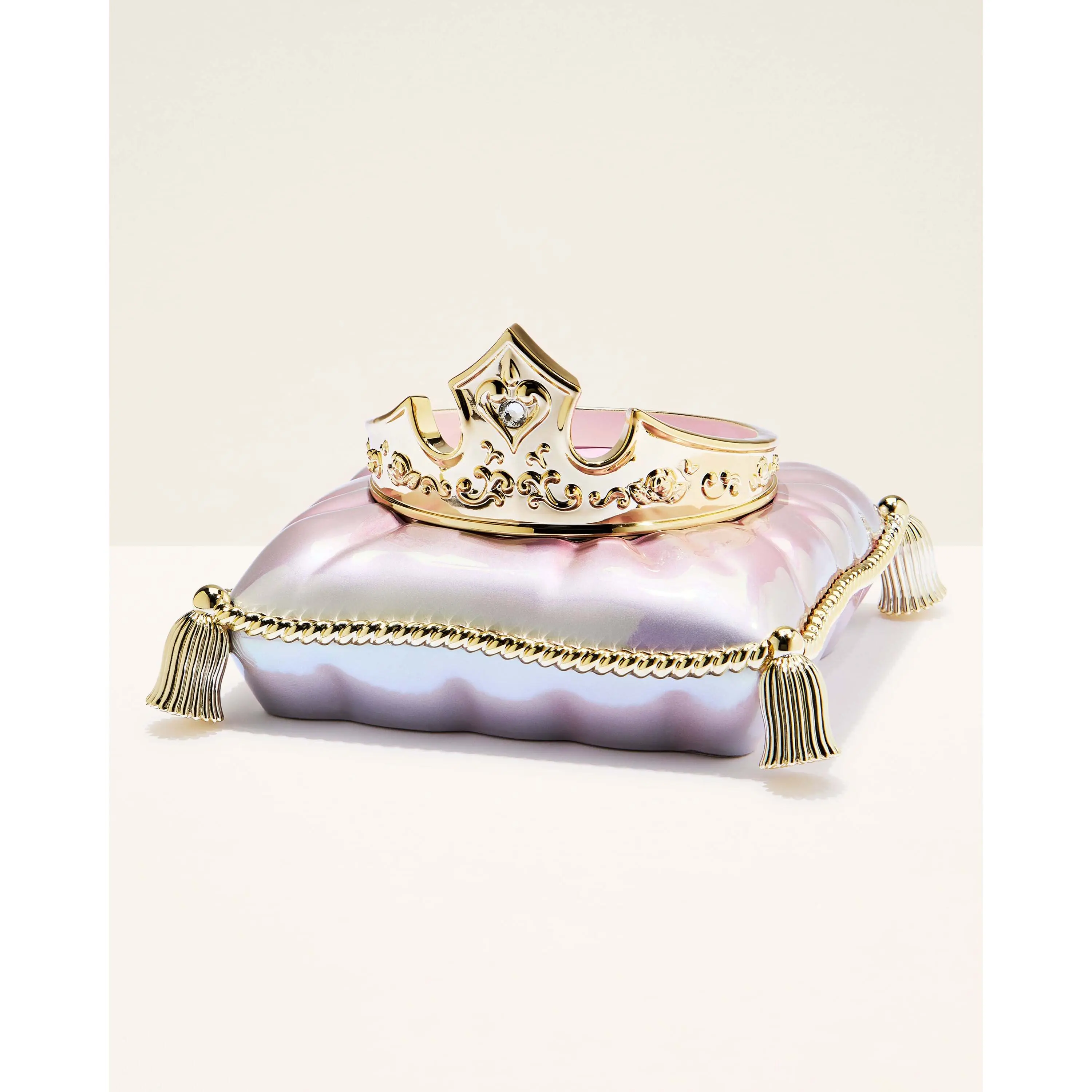 Aurora Crown Pedestal 3-Wick Candle Holder - Image 2