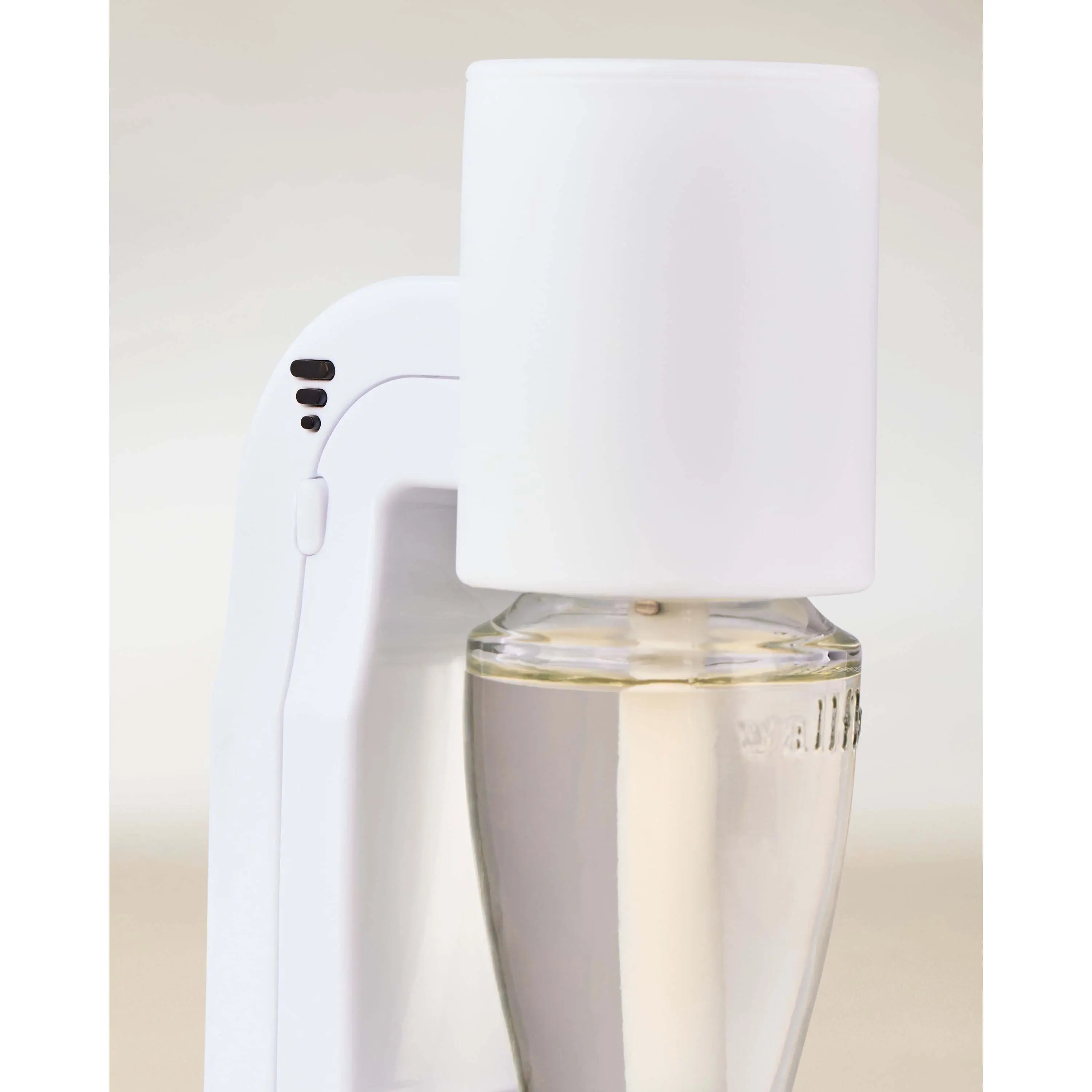 White Scent Control Wallflowers Fragrance Plug - Image 2