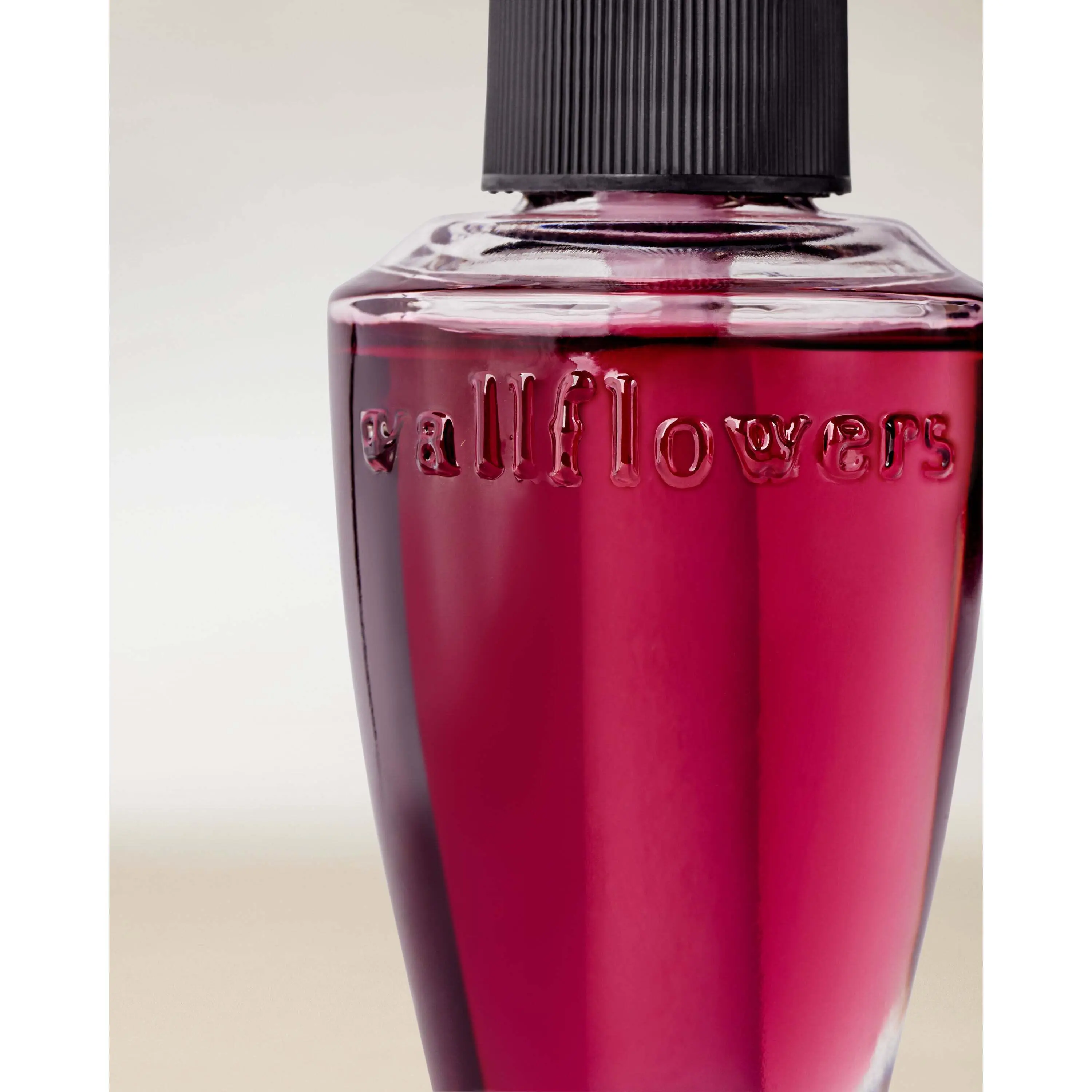 Mahogany Cherry Wallflowers Fragrance Refill - Image 2