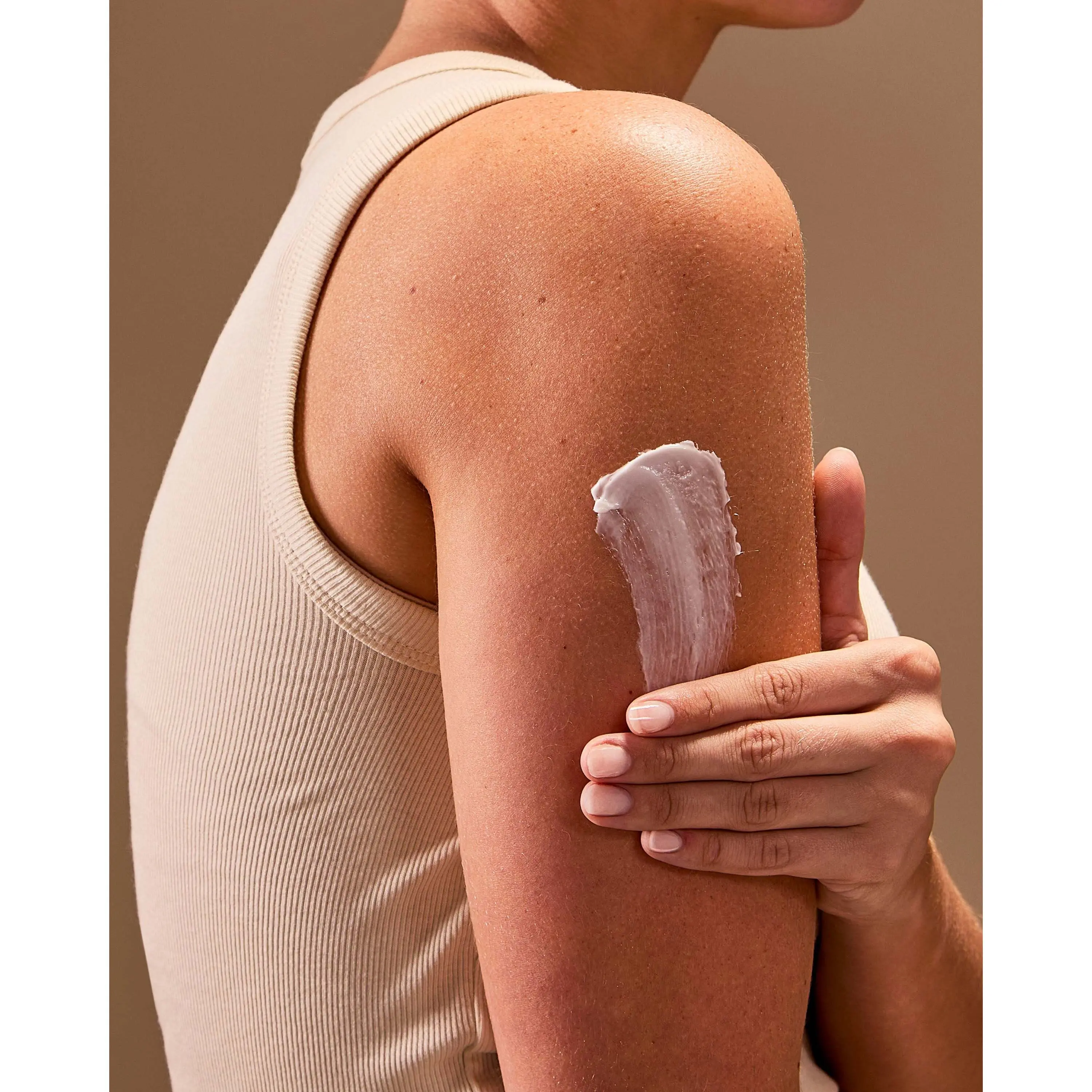 Into The Night Moisturizing Body Wash - Image 6