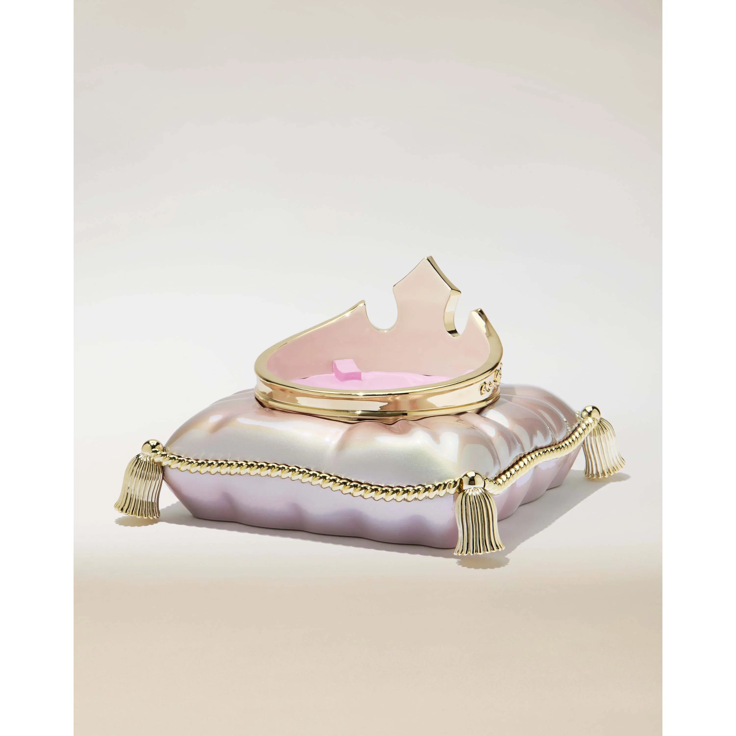 Aurora Crown Pedestal 3-Wick Candle Holder - Image 4