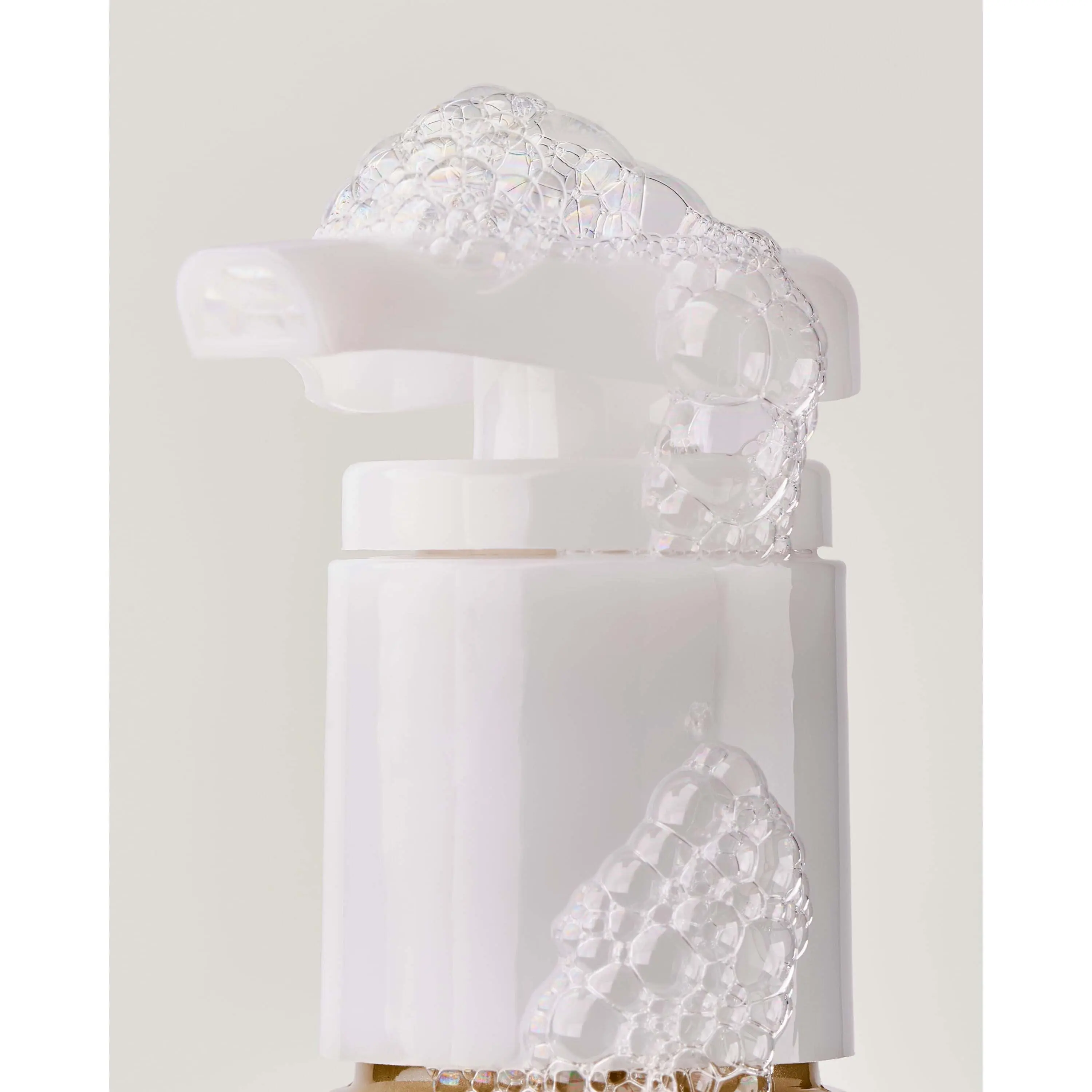 Coconut Breeze Cleansing Gel Hand Soap - Image 5