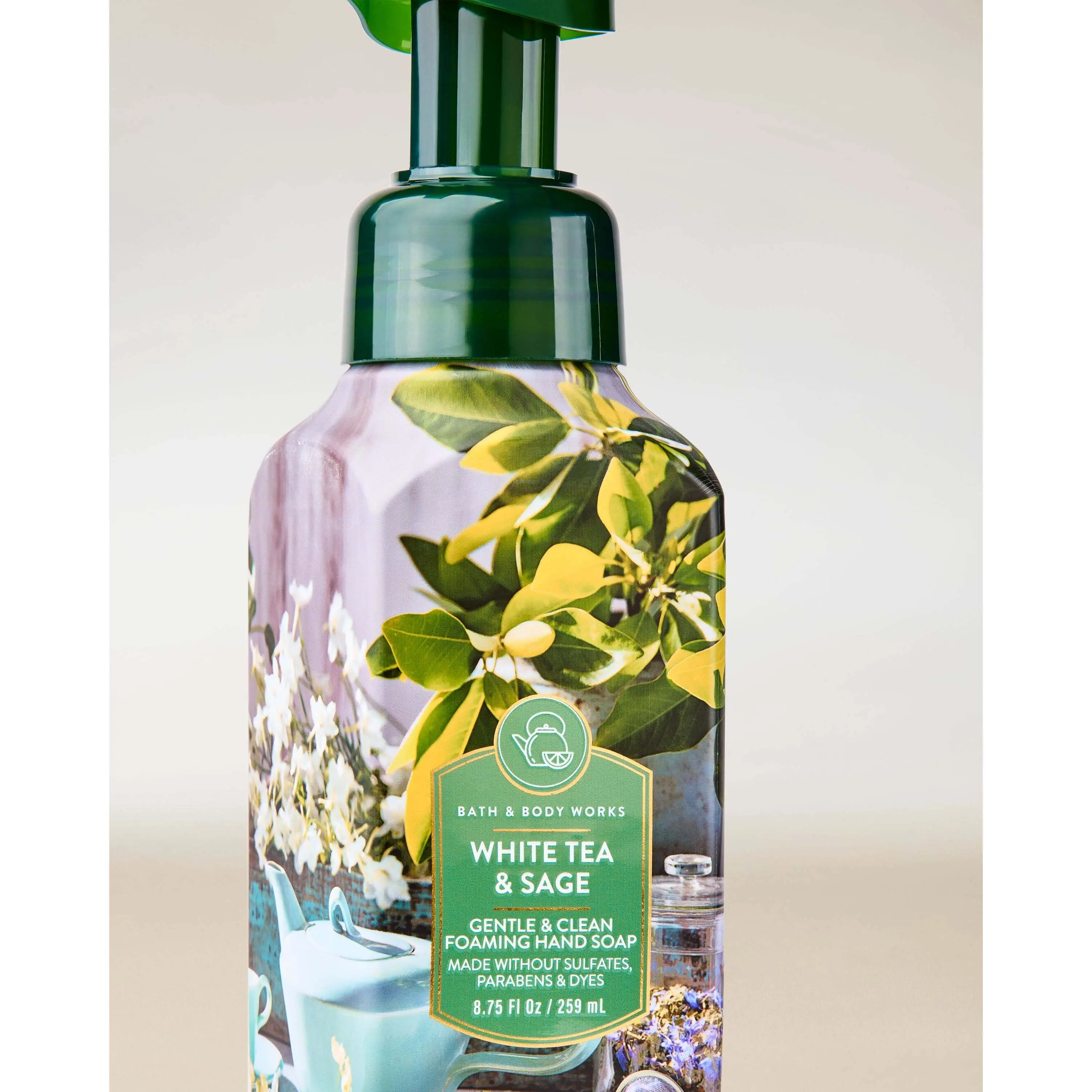 White Tea & Sage Gentle & Clean Foaming Hand Soap - Image 2