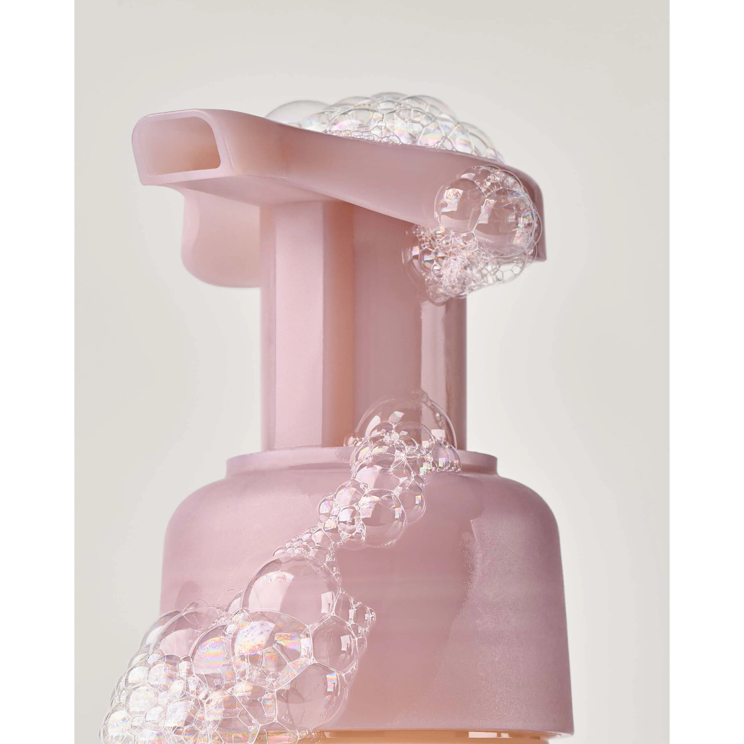 Coconut Linen Gentle & Clean Foaming Hand Soap - Image 5